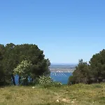 Deux Pieces Avec Vue Sur Canal Et Parking Prive A Sete - Fr-1-338-616