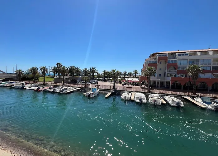 Deux Pieces Avec Vue Sur Canal Et Parking Prive A Sete - Fr-1-338-616