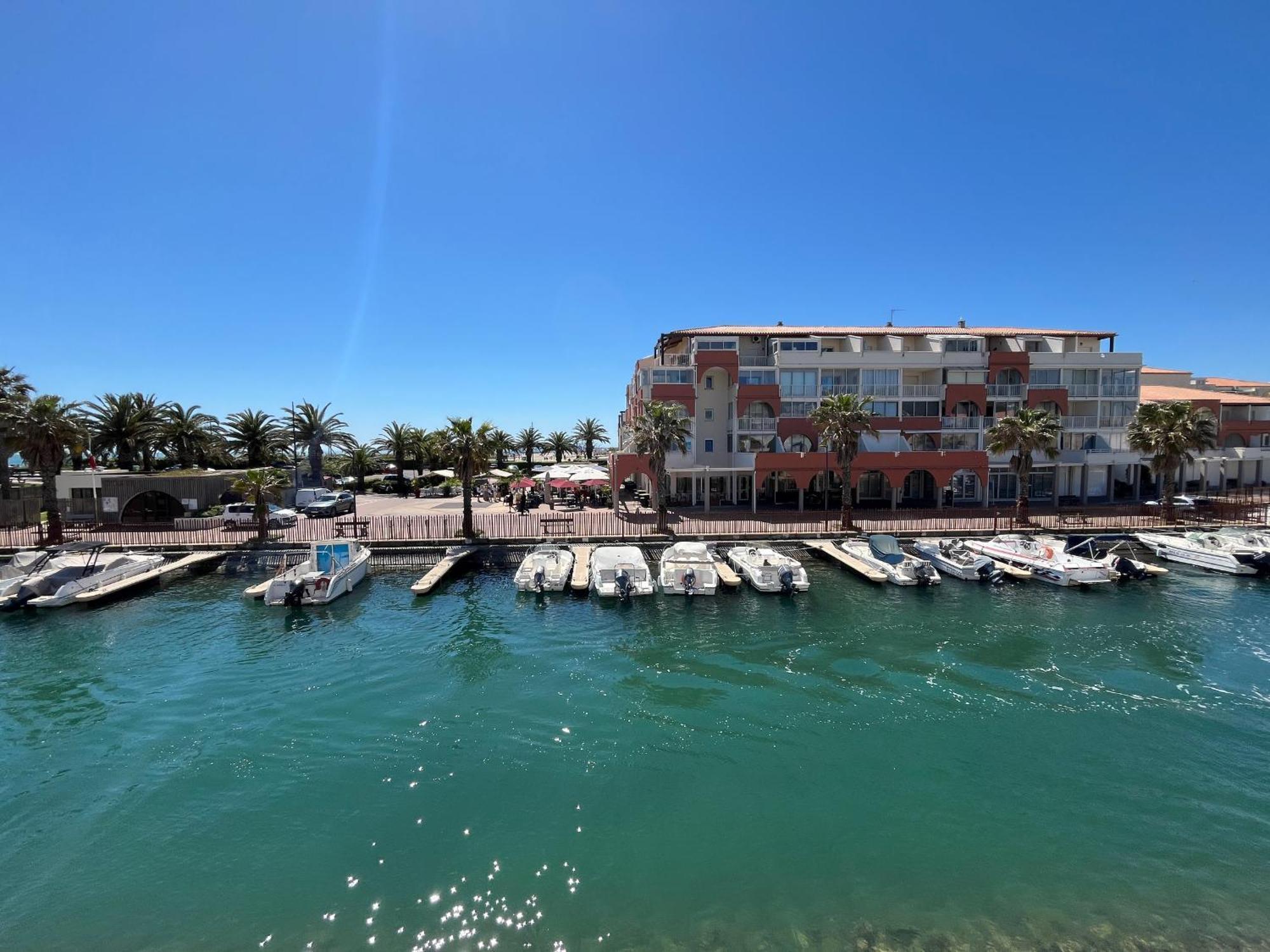 Deux Pieces Avec Vue Sur Canal Et Parking Prive A - Fr-1-338-616 Appartement